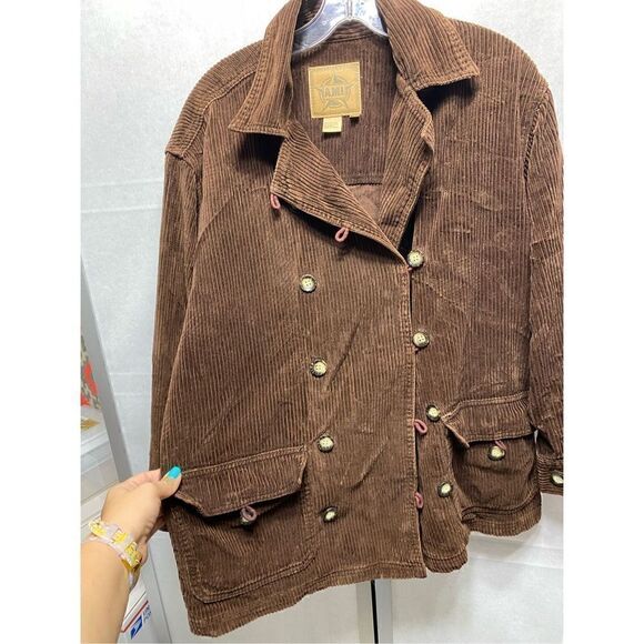 A.M.I. Women's Brown color military Style
Corduroy Jacket Shacket Size S - Picture 7 of 7